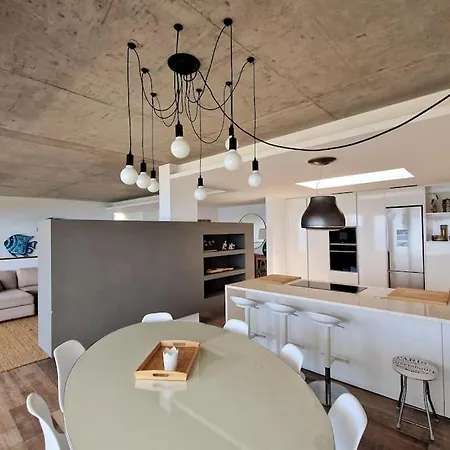 Paradise Sunset House *